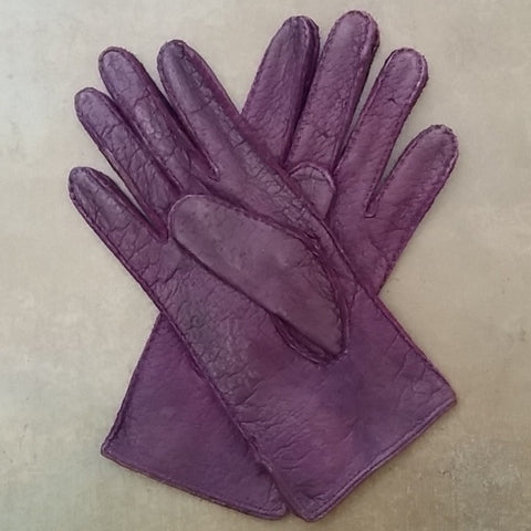 Ladies Unlined Classic Peccary Leather Purple Gloves