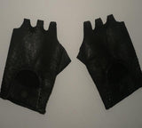 Lady's fashion fingerless peccary leather gloves